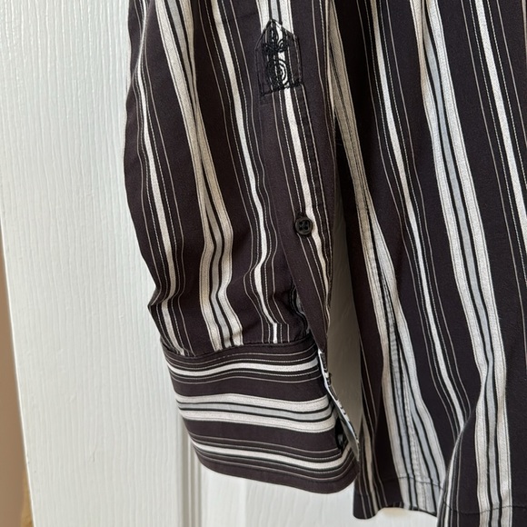 Vintage Mexx men’s medium button down shirt. Brown, black and blue pinstriped. - Picture 5 of 8